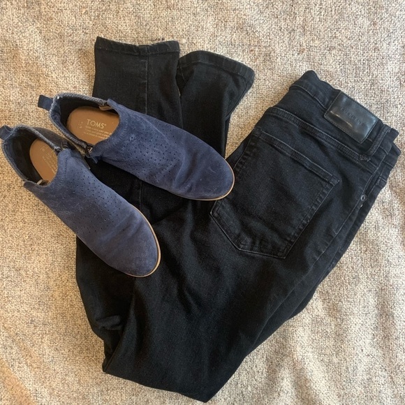 TOMS Blue Suede Booties - Picture 8 of 8